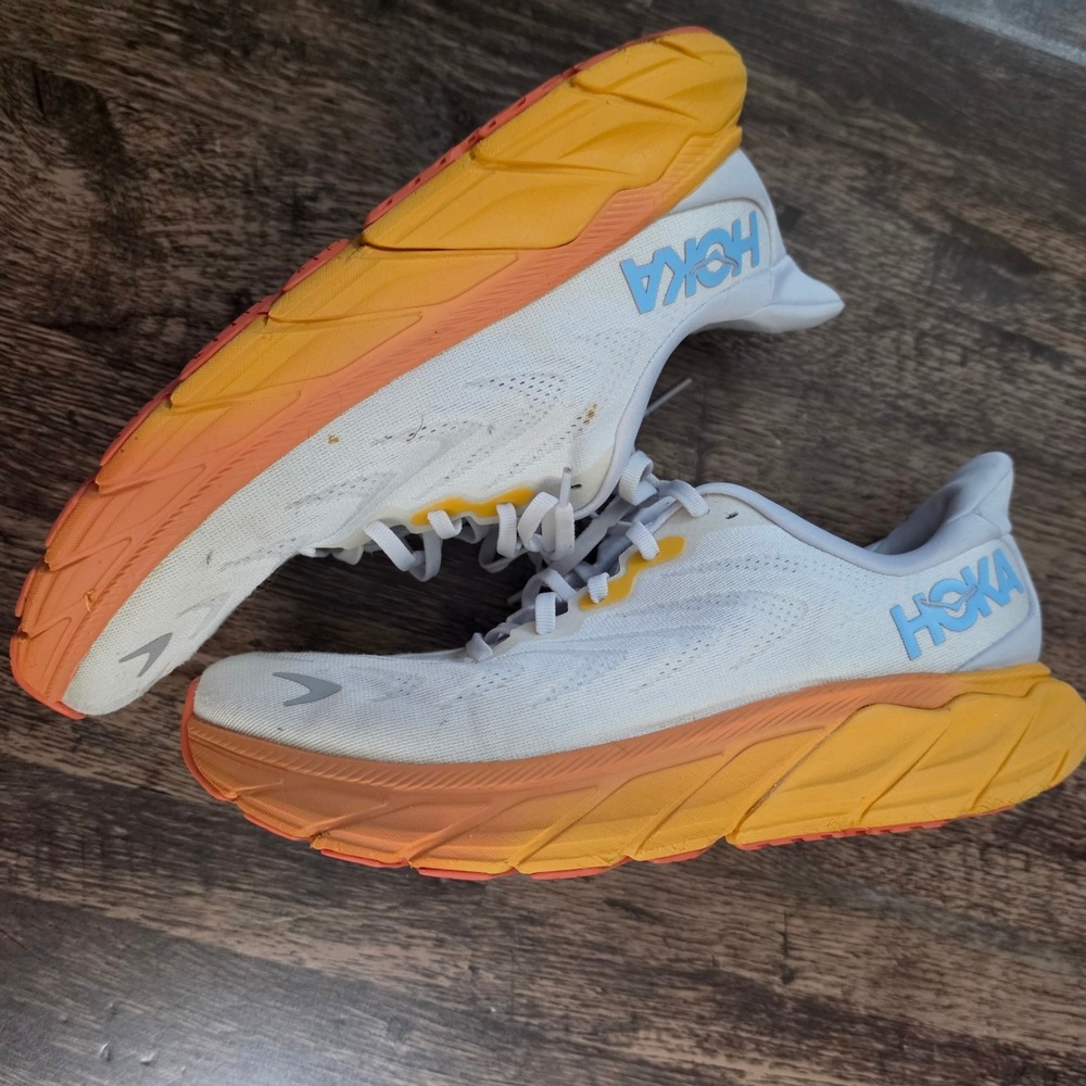 HOKA Arahi 6 Running Shoes Women 10 White Orange‎ Blue Stability Sneakers